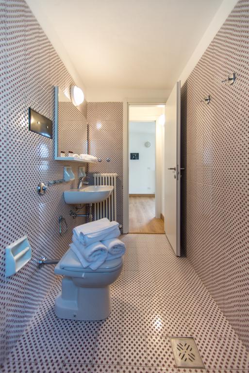 Villa Casa sull'acqua Fiumelatte Esterno foto