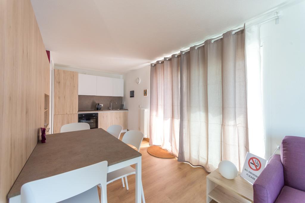 Villa Casa sull'acqua Fiumelatte Esterno foto